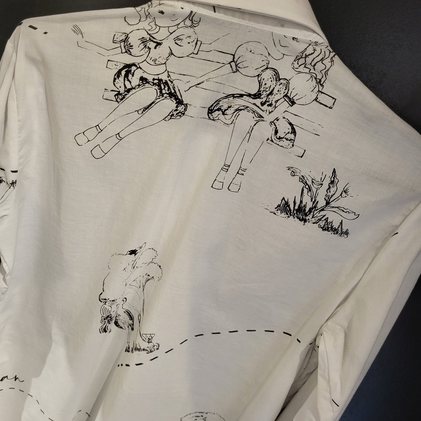 Camicia donna tessuto di design “We Live ” in bianco