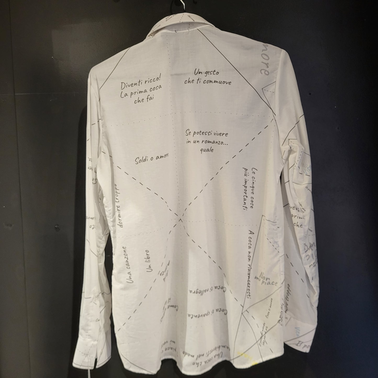 Camicia donna tessuto di design “Origami ” in bianco