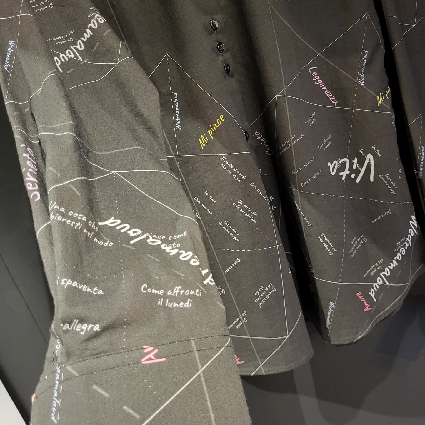 Camicia donna tessuto di design “Origami ” in nero