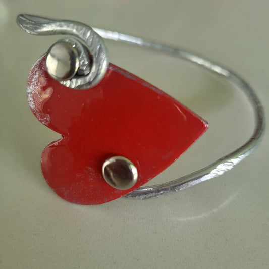 Bracciale rigido "cuore"